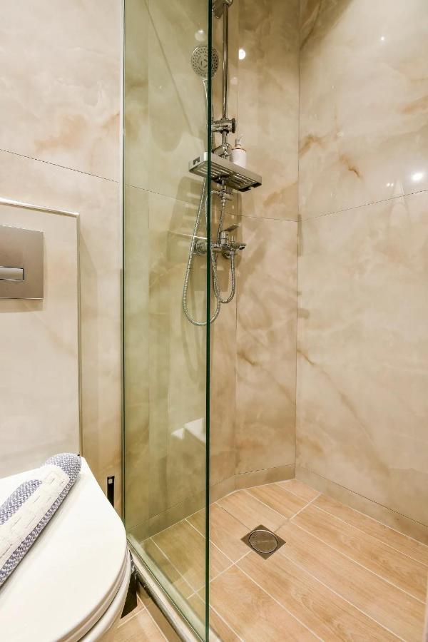 Danae Luxurious Suite #Tifhelexpo Thessaloniki Exterior foto